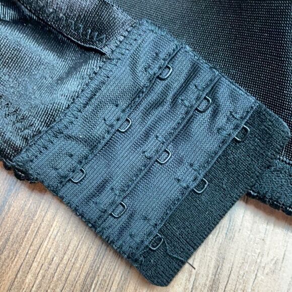 Rampage Intimates. Black padded T-shirt bra Plunge. 38D - Picture 8 of 10